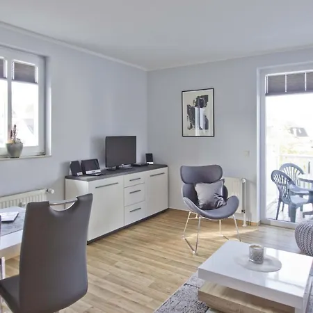 Balkon, Gratis Nutzung Vom Ahoi Erlebnisbad Und Sauna In Sellin - Karola 19 Daire Goehren (Ruegen)